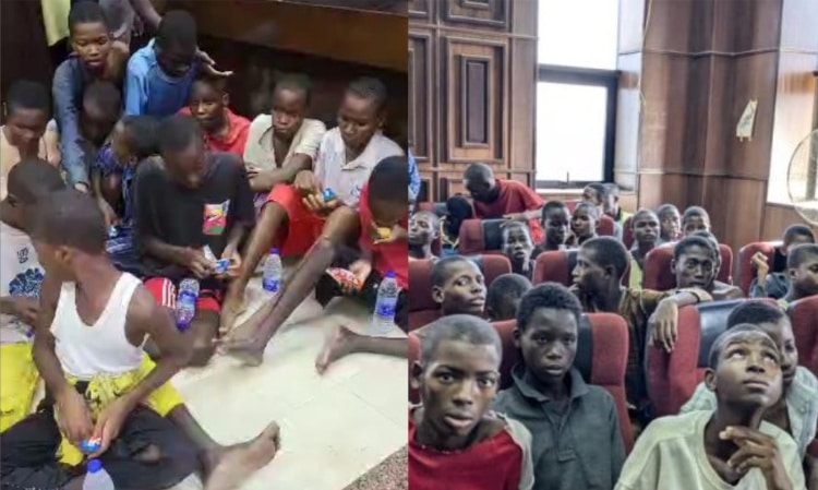 VIDEO: Malnourished #EndBadGovernance Protesters Given Biscuits, Water In Abuja Court